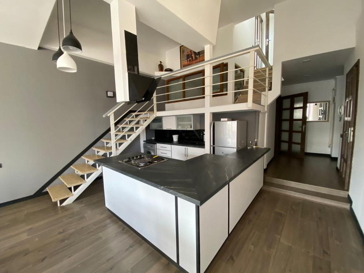 Luxe Apartment In Center エレバン エクステリア 写真