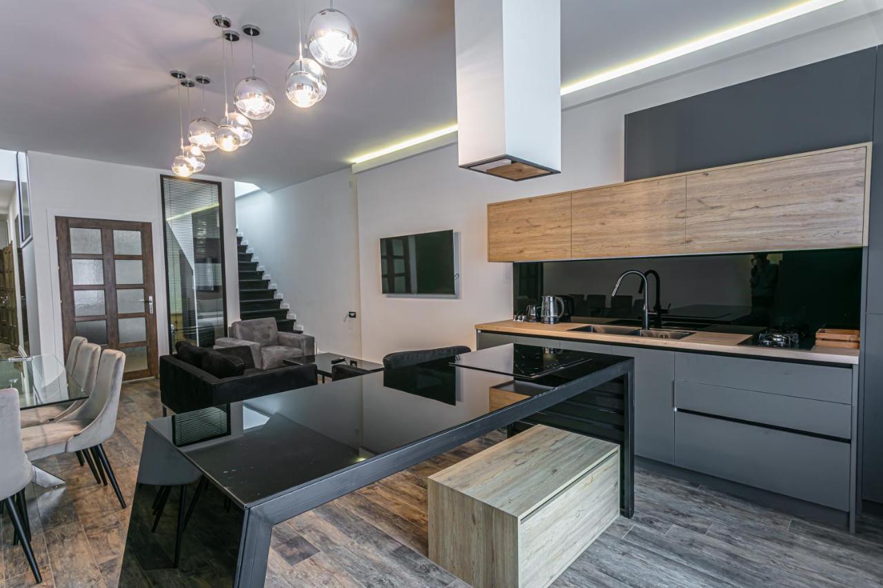 Luxe Apartment In Center エレバン エクステリア 写真