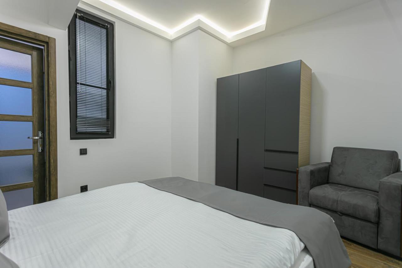 Luxe Apartment In Center エレバン エクステリア 写真
